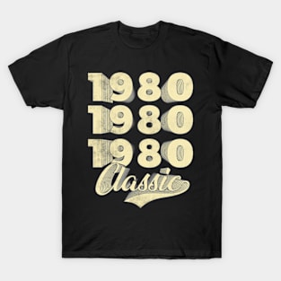 Vintage Retro 1980 40 Years Old 40th Birthday Gift T-Shirt